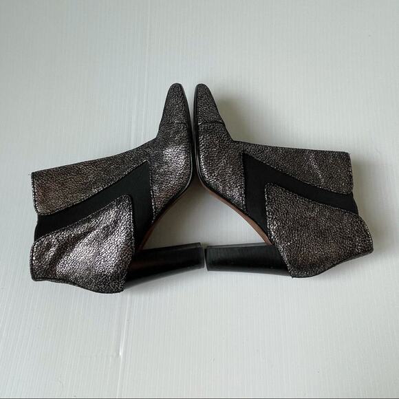 Donald Pliner Blis heeled boots booties metallic with stretch panel - Picture 8 of 12